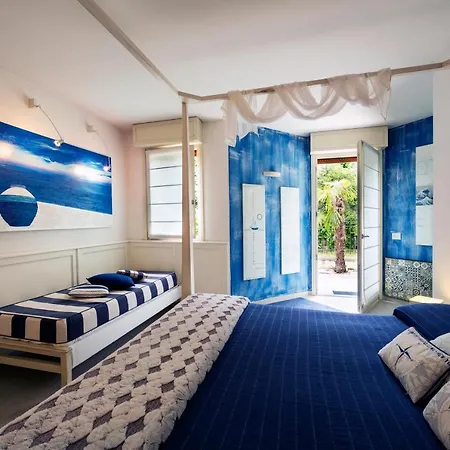 La Desenzano B&B 데센자노델가르다